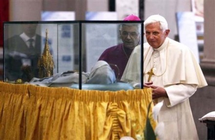 st-rose-and-the-pope.jpg
